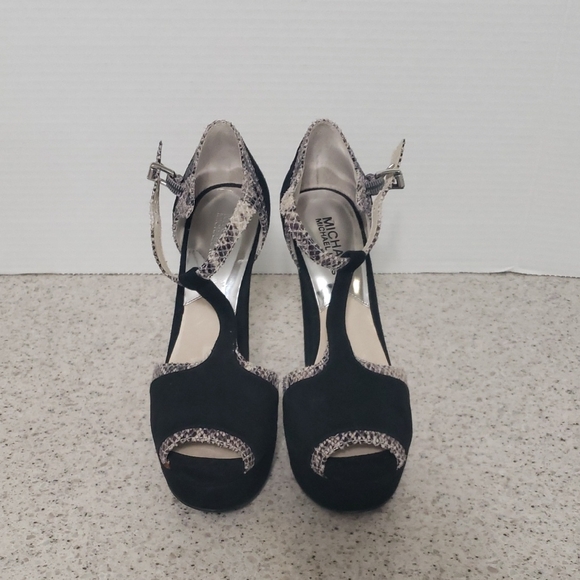 Michael by Michael Kors Sophia T-Strap Pump SZ 6.5 - NWOT - Picture 1 of 8